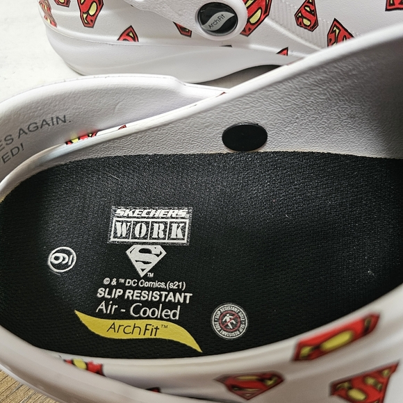 Sketchers work White and Red Superman Clogs (crocs) - Picture 4 of 9